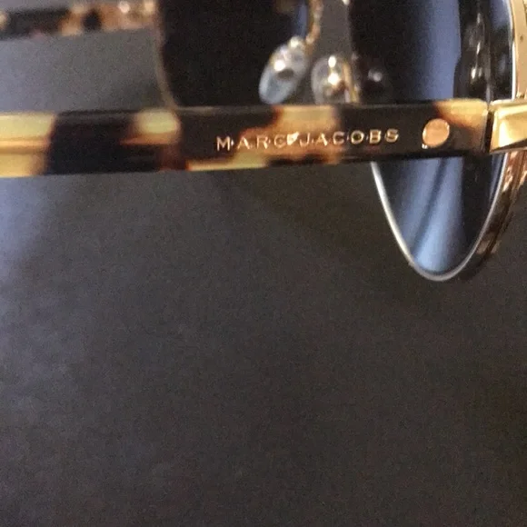 ❤️SALE ❤️MARC JACOBS MARC 66/S 8VIHJ GOLD HAVANA??? display picture 1